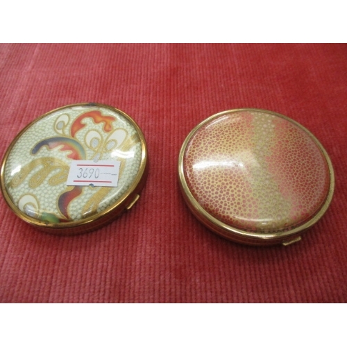 41 - 2 VINTAGE COMPACTS