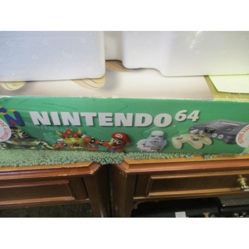 249 - NINTENDO 64 LIMITED EDITION GOLD CONTROLER BOXED