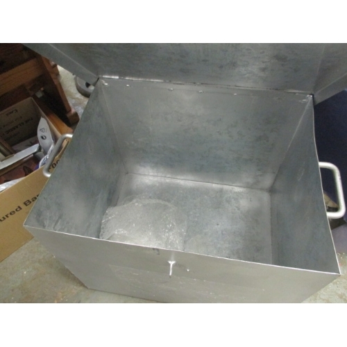 329 - A LARGE SILVER METAL TOOL BOX WITH HINGED LID AND CARRY HANDLES