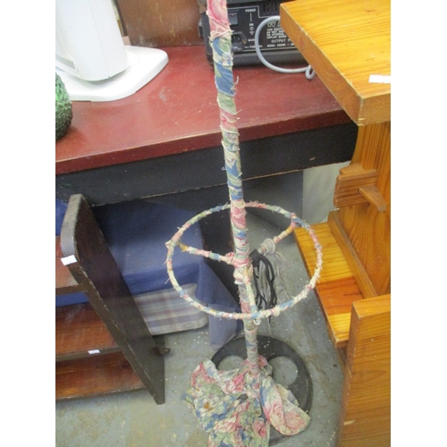 373 - A RETRO HAT AND COAT STAND DECORATED WITH RAG WORK FLORAL MATERIAL (sputnik)