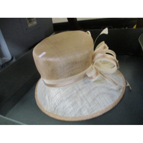 382 - A SELECTION OF 4 LADIES FORMAL HATS LILAC, BEIGE AND CREAM, BLACK AND CREAM AND BLACK BY MARKS & SPE... 