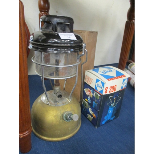 68 - STORM LAMP AND GAZ STOVE CAMPING