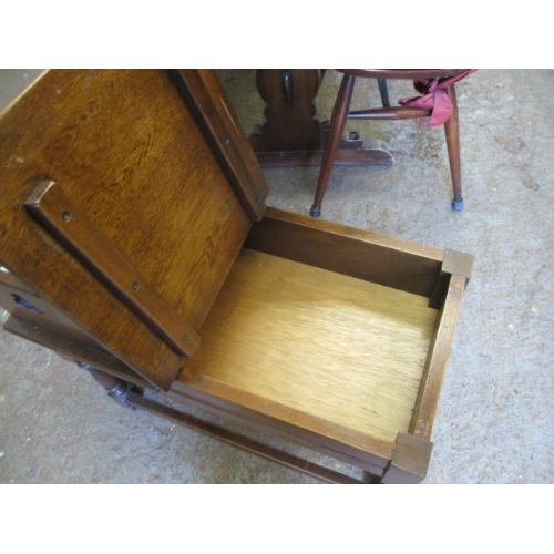 250 - OAK TELEPHONE TABLE WITH LIFT UP SEAT