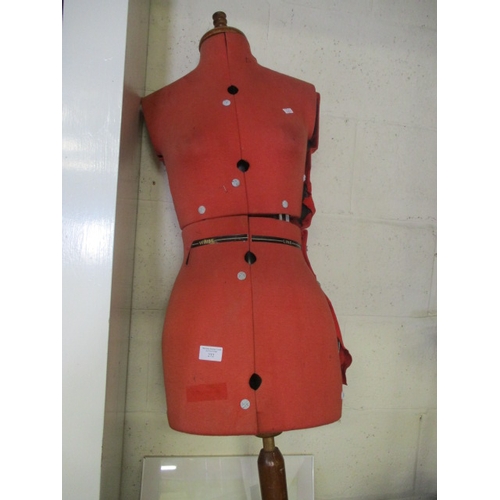 272 - VINTAGE DRESSMAKERS DUMMY