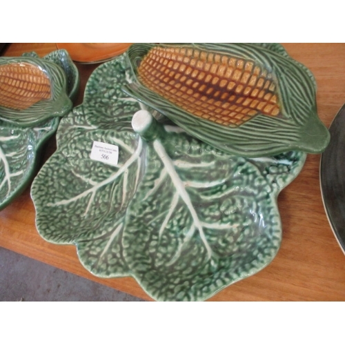 506 - 2 LARGE CABBAGE SERVING PLATES, 2 CORN SERVING DISHES A ROYAL DOULTON MOTHER KANGAROO WITH JOEY PLAT... 