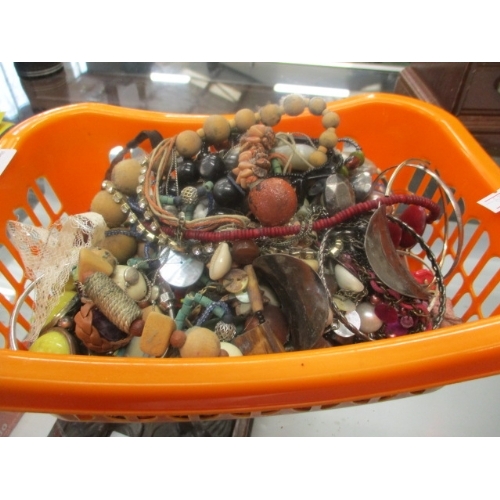 34 - TRAY OF MIXED COSTUME JEWELLERY