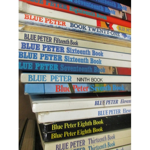 152 - LARGE QUANTITY OF CHILDRENS VINTAGE ANNUALS INCLUDING MANY BLUE PETER