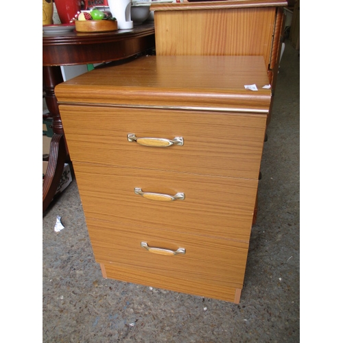 444 - RETRO  3 DRAWER WOOD EFFECT BEDSIDE