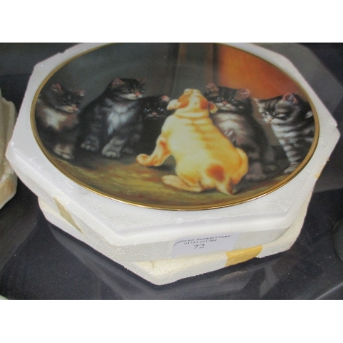 72 - SET OF 4 CAT DECORATIVE WALL PLATES BY FRANKLIN MINT AND 2 VILLAGE LIFE ROYAL DOULTON WALL PLATES