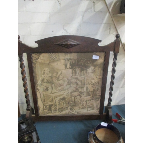 142 - OAK FIRE SCREEN  WITH BARLEY TWIST COLUMN SIDES AND AND TAPESTRY STYLE CENTRAL PANEL