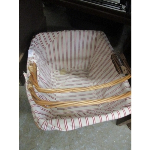 196 - LARGE BASKET WITH 2 HANDLES AND LINED