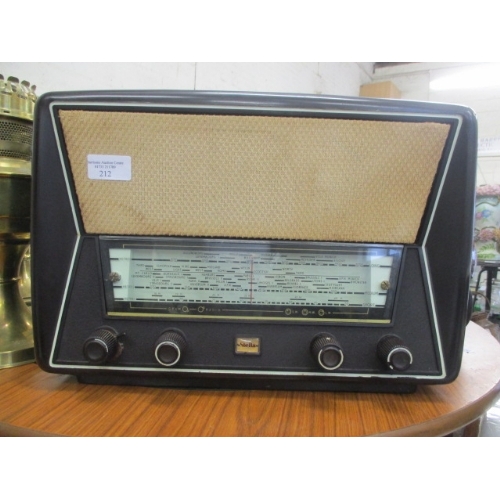 212 - 1956 VINTAGE 'STELLA' 3997 BAKELTE RADIO, WORKING