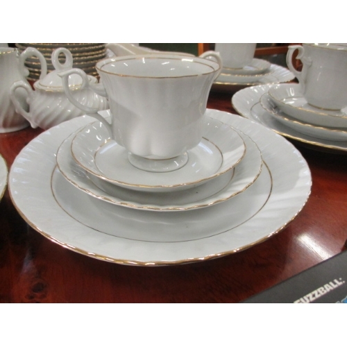 326 - 8 PIECE DINNER SET IN WHITE WITH GOLD EDGING