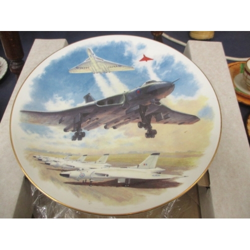 88A - VULCAN BOMBER PLATE WITH CERTIFICATE