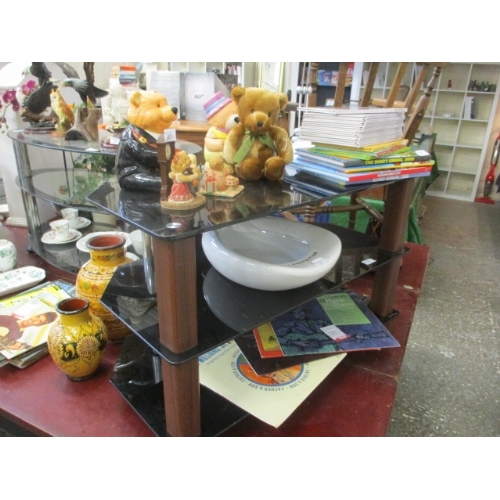 119 - 3 TIER SMOKED GLASS AND WOOD EFFECT CORNER STAND