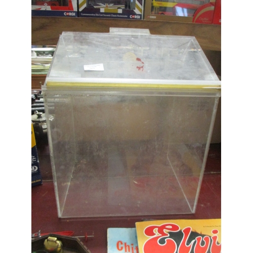Lot 210       