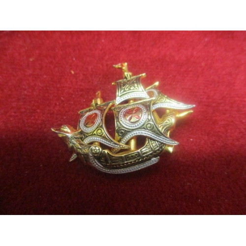 22 - GOLD METAL GALLEON SHIP BROOCH