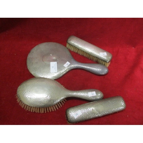 20 - LADIES HEAVY SOLID SILVER HALLMARKED  HAND MIRROR AND 3 HAIR BRUSH SET, ARTS & CRAFTS SHEFFIELD 1918... 