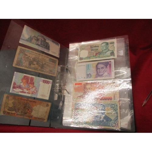 56D - FOLDER OF NOTES, LAMINATED, 11 PAGES, 44 NOTES - LIRE, INDIA, £1 SCOTLAND, GAMBIA, SRI LANKA ETC