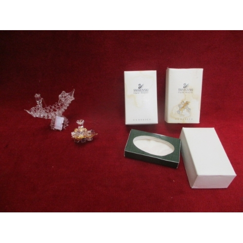 59B - SWAROVSKI CRYSTAL MEMORIES, BOXED AND  A GONDOLA PLUS A SMALL POTTERY POT