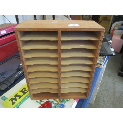 88 - WOODEN PIGEON HOLE SHELVING UNIT