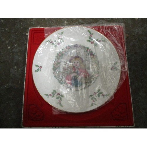 217A - BOX OF COLLECTIBLE PLATES INCLUDING ROYAL DOULTON, SOME IN ORIGINAL BOXES