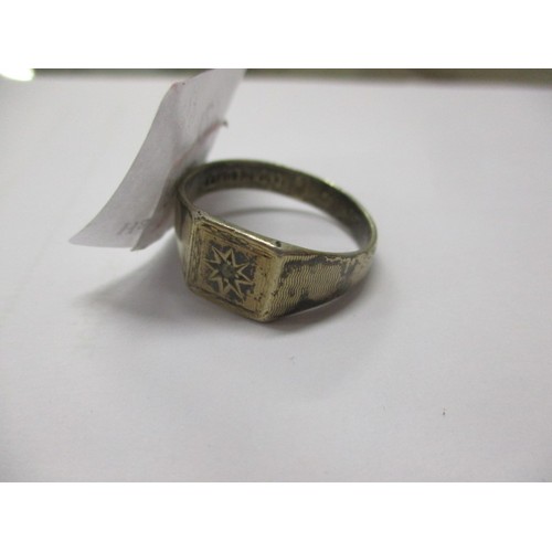 29 - 9ct GOLD ON SILVER SIGNET RING SIZE X