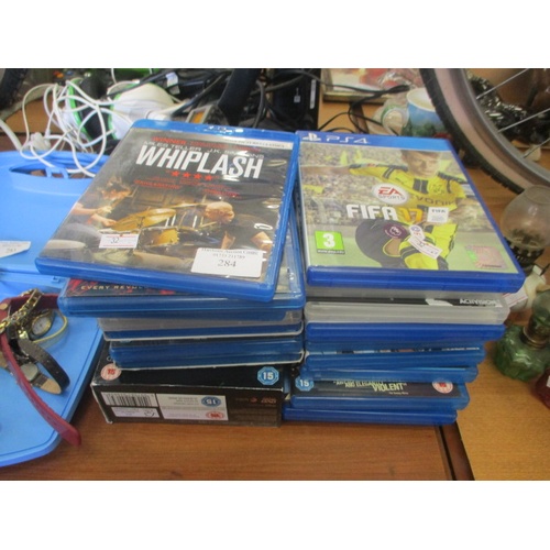 284 - QUANTITY OF BLUE RAY FILMS AND PS4 AND 3 GAMES