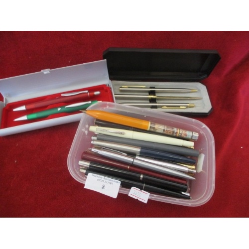 8 - QUANTITY OF PENS SETS AND RETRACTABLE PENCILS INCLUDING PAPERMATE, PARKER ETC