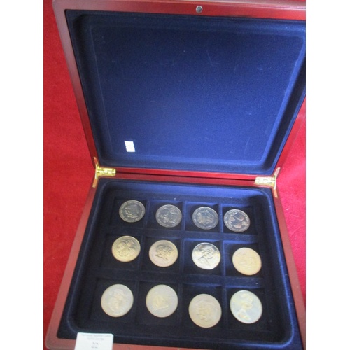 22 - A SET OF 12 COINS COMMEMORATING THE 1981 ROYAL WEDDING IN PRESENTATION BOX