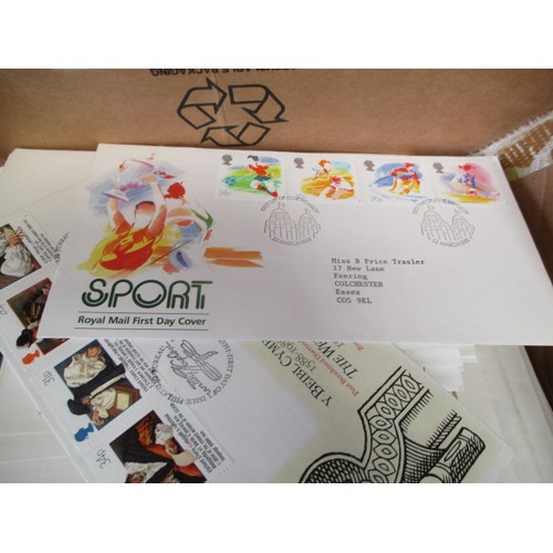 222 - LARGE QUANITY OF FIRST DAY COVERS