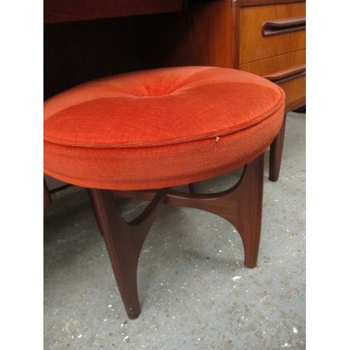 200a - VINTAGE G PLAN 1970'S TEAK DRESSING TABLE & MIRROR WITH MATCHING STOOL IN TIP TOP CONDITION
Width	15... 