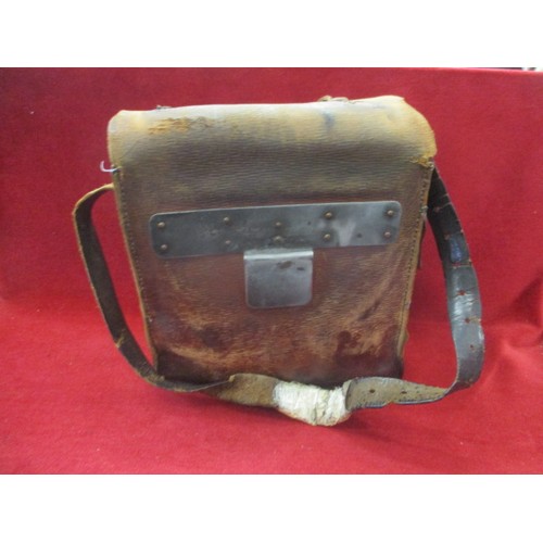 81 - VINTAGE RAILWAY WORKERS  LEATHER SATCHEL