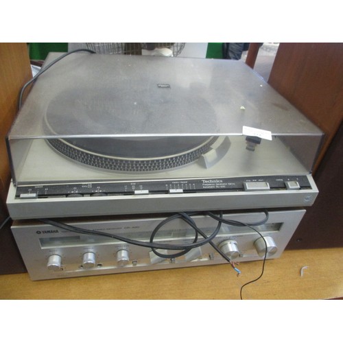 227 - YAMAHA NATURAL SOUND STEREO RECEIVER CR-420 AND TECHNICS TURN TABLE AND PAIR OF RAM SPEAKERS