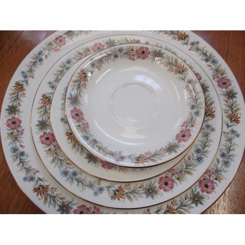 278 - 6 PLACE SETTING ROYAL ALBERT BELINDA DINNER PLATES, 8