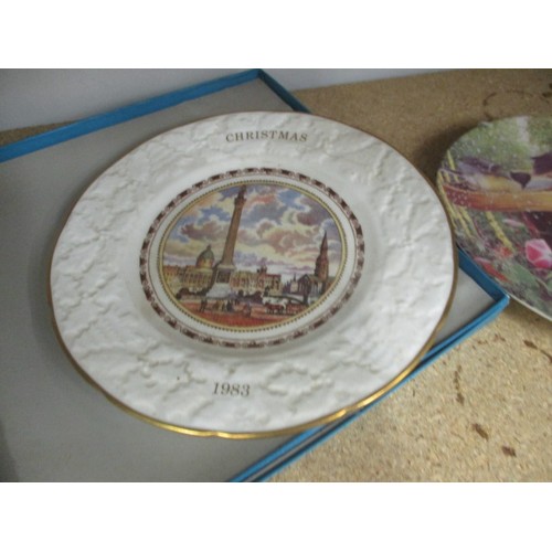 412 - SELECTION OF DECORATIVE WALL PLATES SOME COALPORT