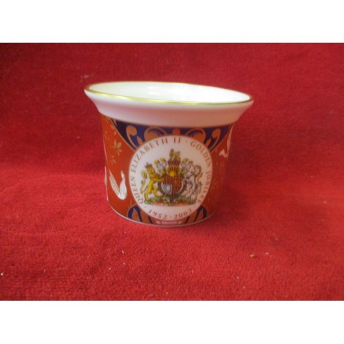 53 - ROYAL WORCESTER IMARI PATTERN, QE II GOLDEN JUBILEE