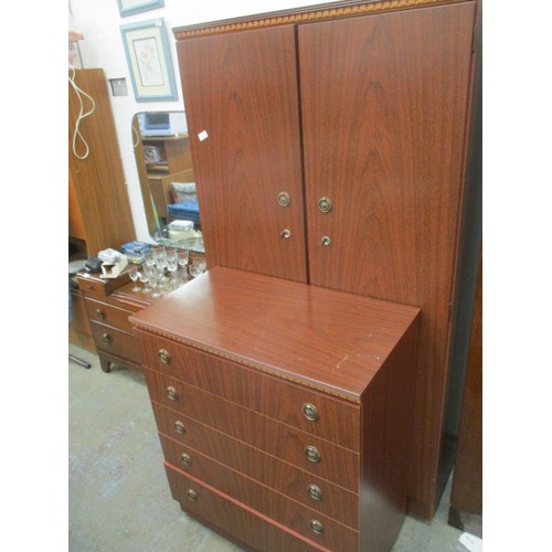 435 - MAHOGANY EFFECT WARDROBE AND 5 DRAWER CHEST OF DRAWERS