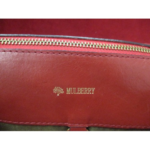 164 - MULBERRY STYLE CROSS OVER BAG IN RED