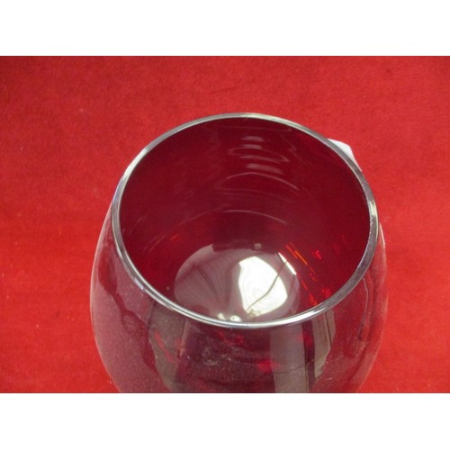 269 - LARGE RED AND CLEAR GLASS VASE/BOWL