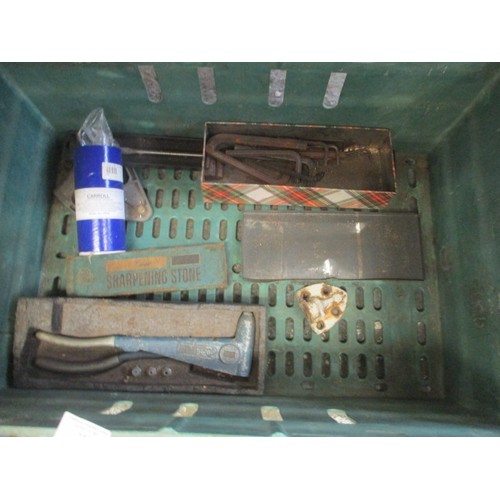 273 - CRATE OF VARIOUS VINTAGE TOOLING