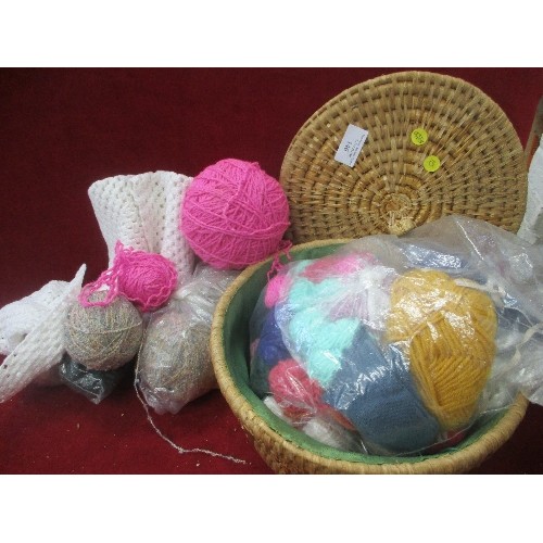 146 - WOVEN SEWING BOX & ASSORTED WOOL