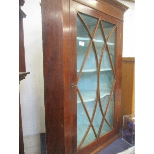 151 - VINTAGE MAHOGANY CORNER DISPLAY CABINET WITH KEY