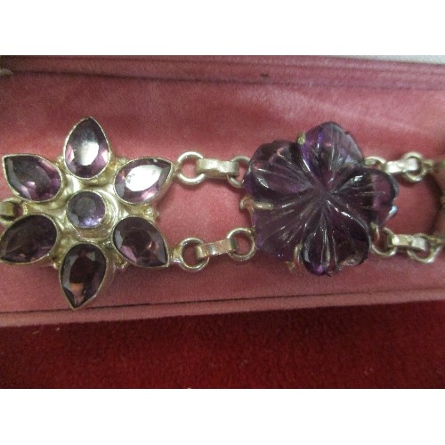 46 - A LARGE CONTEMPORARY STYLE 925 SILVER AND PURPLE STONE BRACELET IN AN ALEKS OF NORWICH BOX