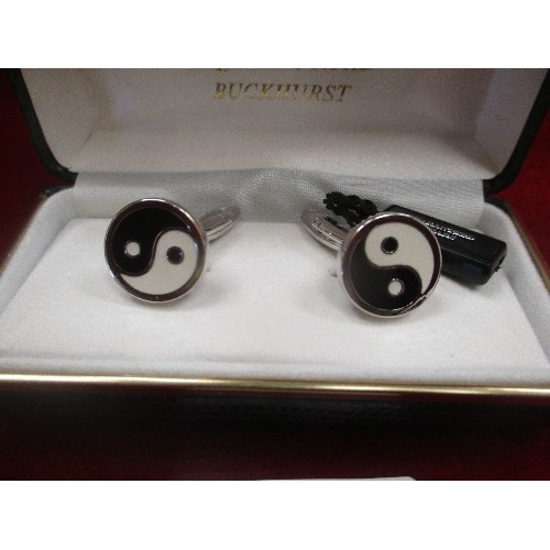 38C - PAIR OF YIN & YANG CUFFLINKS IN BLACK AND WHITE ENAMEL IN A QUALITY BOX