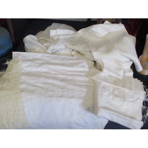 102 - VINTAGE AND ANTIQUE HOUSEHOLD WHITE LINEN - TABLECLOTHS, TRAY CLOTHS ETC . DAMASK TABLECLOTH 225C X ... 