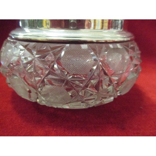 30 - A FINE QUALITY CUT GLASS DRESSING TABLE POWDER BOWL, THE SILVER PLATED LID WITH MIRROR INTERIOR. DIA... 