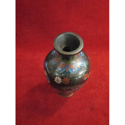 11 - JAPANESE CLOISONNE VASE DECORATED WITH MOUNT FUJI SCENE - SOME DAMAGE AROUND THE NECK - 12CM