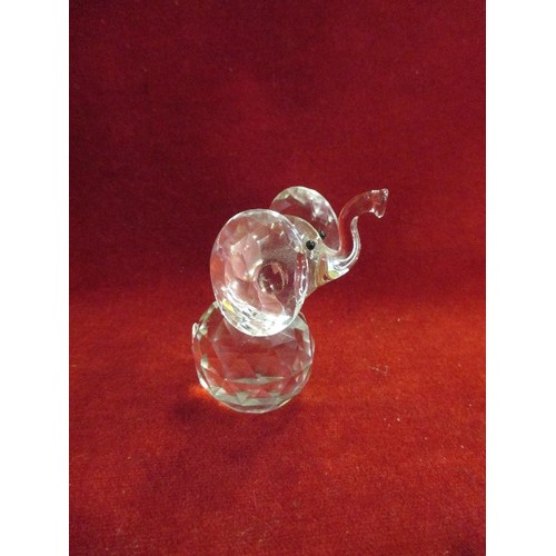 12 - CRYSTAL ELEPHANT - 8CM