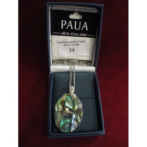 34 - NEW ZEALAND PAUA SHELL OVAL PENDANT WITH DIAMANTE BAIL ON A SILVER METAL CHAIN